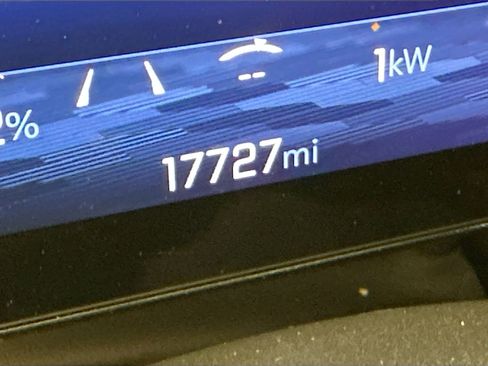 Used 2024 Chevrolet Blazer EV LT image 19