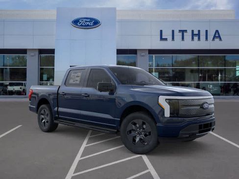 New 2025 Ford F150 Lightning Flash AWD/4WD image 7