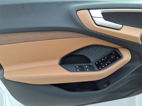 Used 2025 Audi A5 2.0T Premium w/ Convenience Package image 11