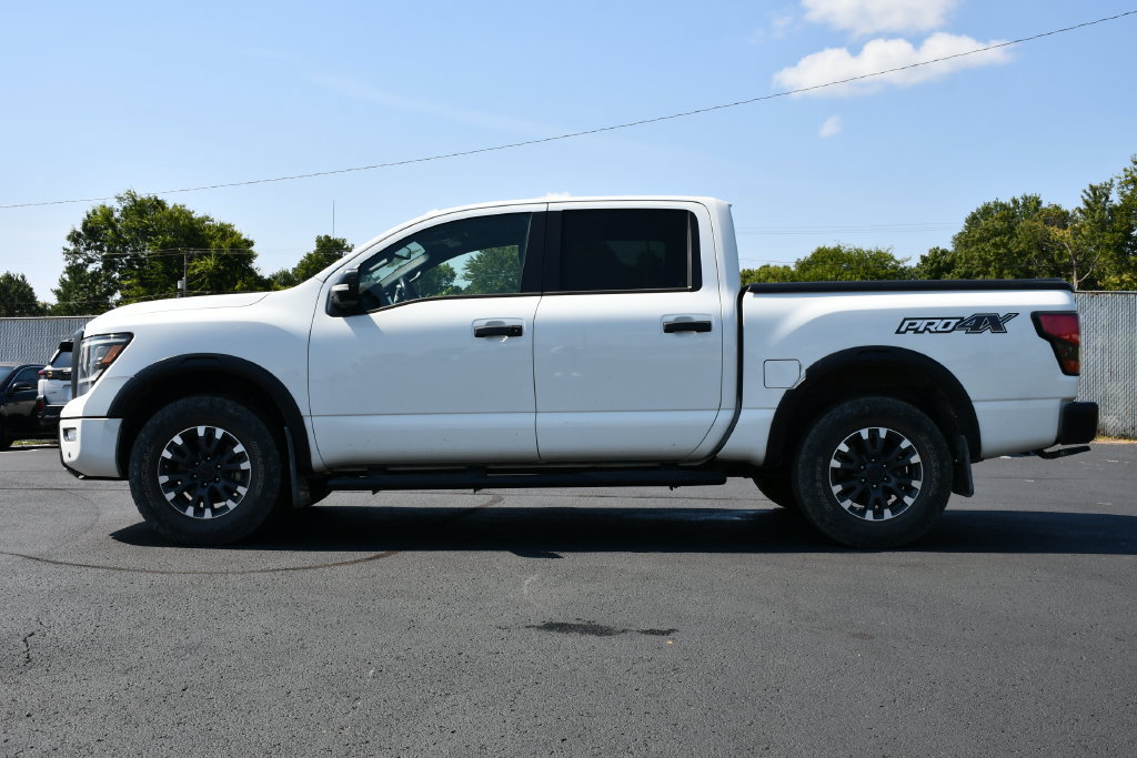 Used 2021 Nissan Titan PRO-4X w/ Pro-4x Convenience Package AWD/4WD image 4
