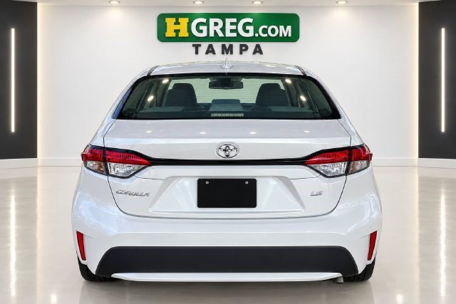 Used 2022 Toyota Corolla LE FWD image 11