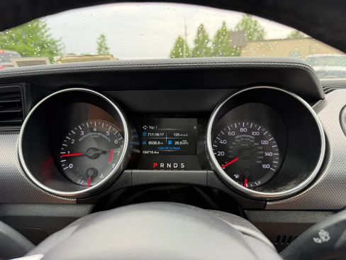 Used 2019 Ford Mustang Coupe w/ Equipment Group 101A RWD image 11