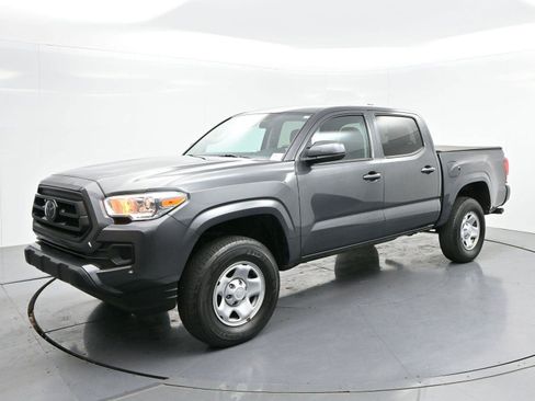 Used 2023 Toyota Tacoma SR AWD/4WD image 3