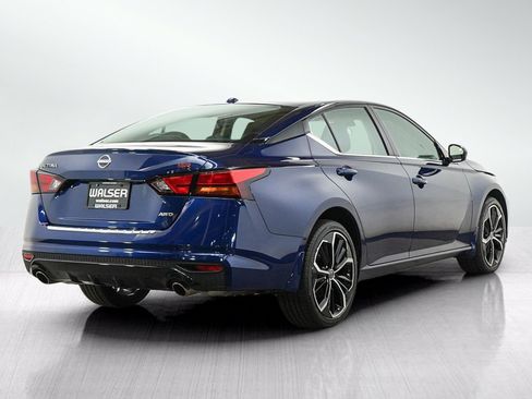 Used 2023 Nissan Altima 2.5 SR AWD/4WD image 5