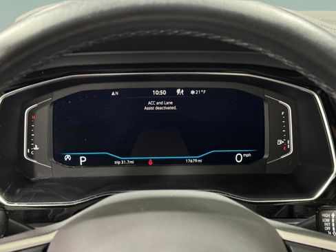 Used 2023 Volkswagen Jetta SEL image 32