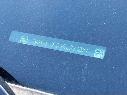 Used 2024 GMC Terrain AT4 w/ LPO, Floor Liner Package AWD/4WD image 32