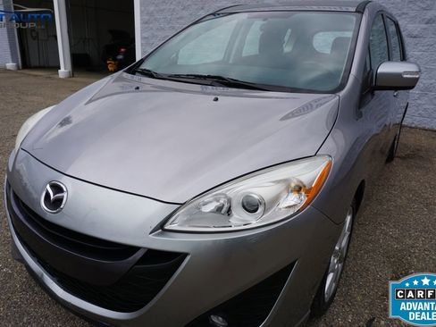 Used 2013 MAZDA MAZDA5 Touring FWD image 5