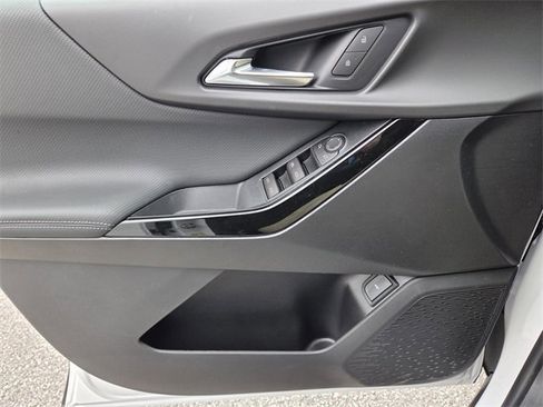 New 2026 Chevrolet Equinox LT w/ Convenience Package II image 23