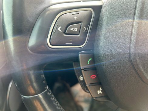 Used 2015 Land Rover Range Rover Evoque Pure Plus image 19