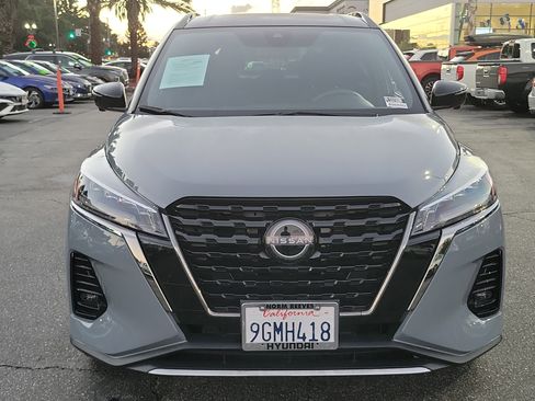 Used 2023 Nissan Kicks SR image 24