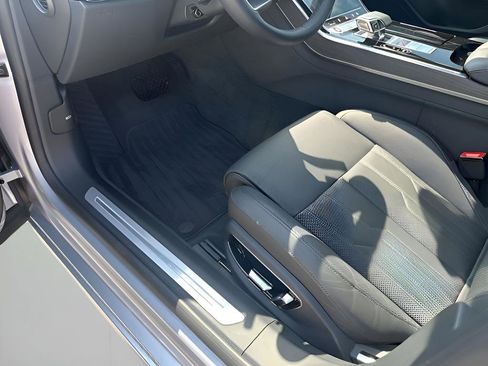 Used 2025 Audi A8 L 3.0T w/ Executive Package image 29