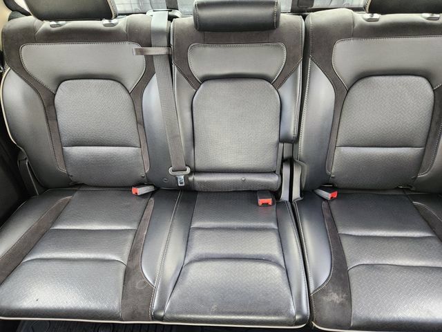 Used 2019 RAM 1500 Laramie AWD/4WD image 16