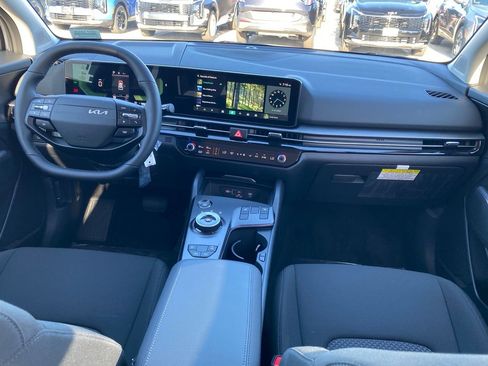 New 2026 Kia Sportage S image 26