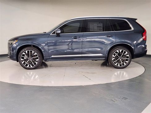 New 2026 Volvo XC90 B6 Plus w/ Protection Package Premier image 5