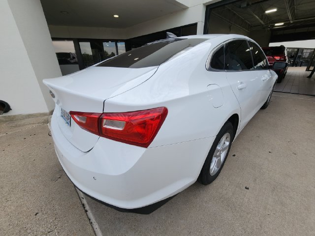 Used 2024 Chevrolet Malibu LS FWD image 4