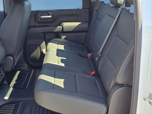 Used 2025 GMC Sierra 2500 Pro image 18