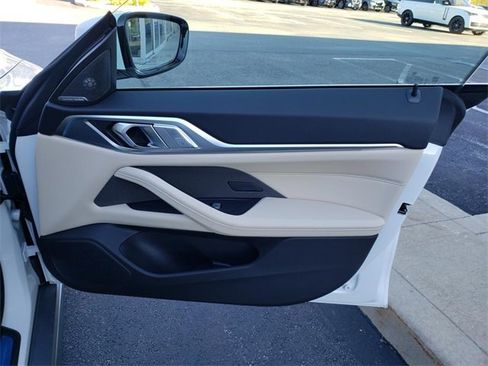 New 2025 BMW i4 xDrive40i w/ Premium Package image 17