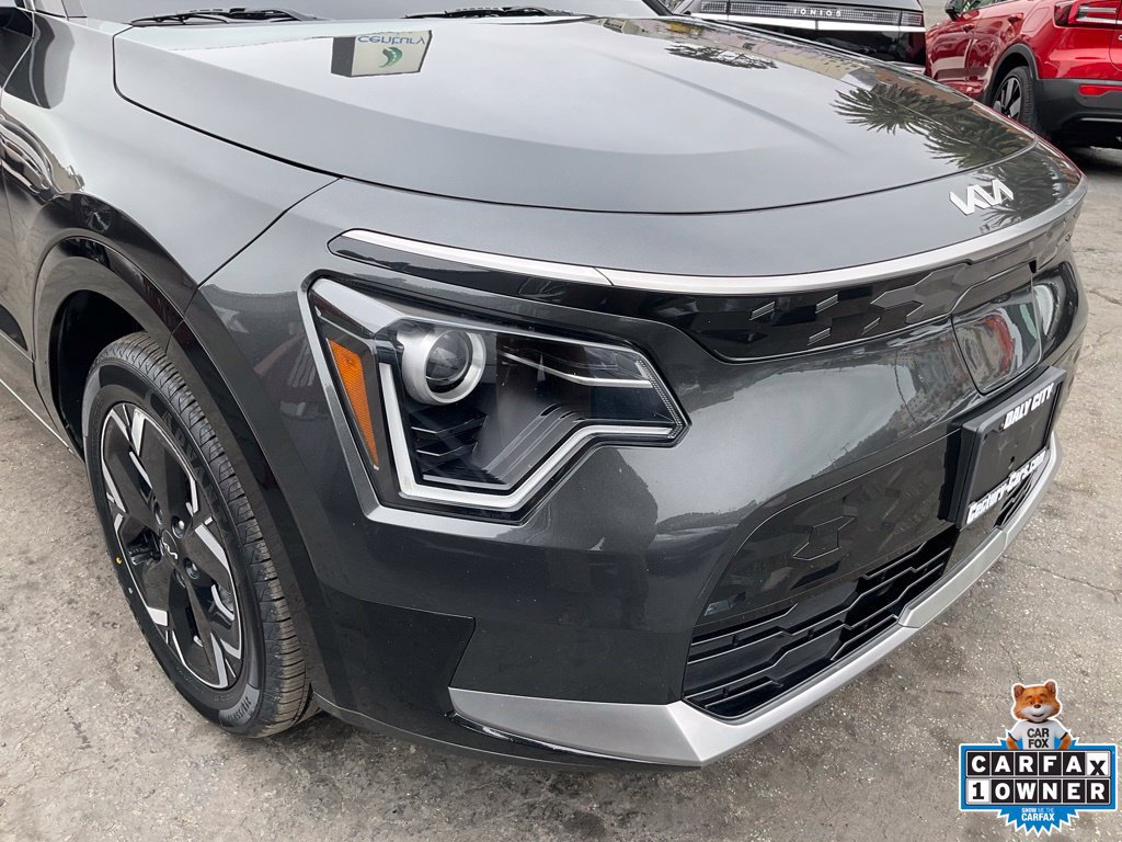 Used 2023 Kia Niro Wind FWD image 65