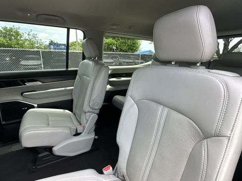 Used 2023 Jeep Wagoneer Series III w/ Rear Seat Video Group 1 RWD image 22
