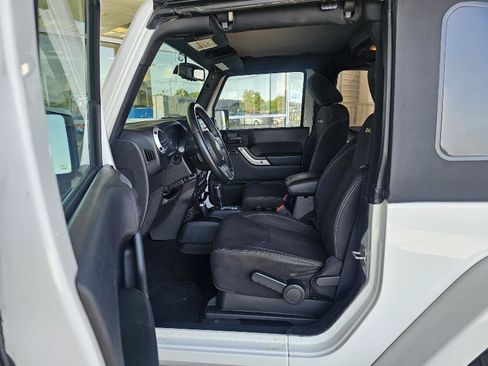 Used 2013 Jeep Wrangler Sahara w/ Connectivity Group AWD/4WD image 16