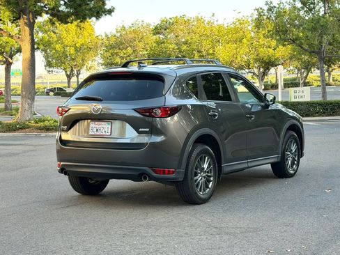 Used 2017 MAZDA CX-5 Touring w/ Preferred Equipment Package AWD/4WD image 4