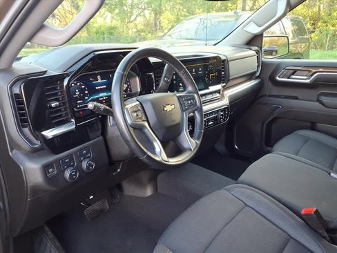 Used 2023 Chevrolet Silverado 1500 LT image 13