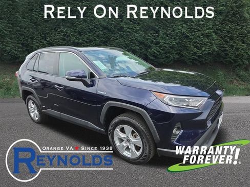 Used 2021 Toyota RAV4 XLE w/ Convenience Package AWD/4WD image 1