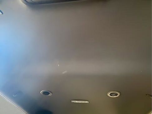 Used 2025 Chevrolet Suburban Z71 image 29