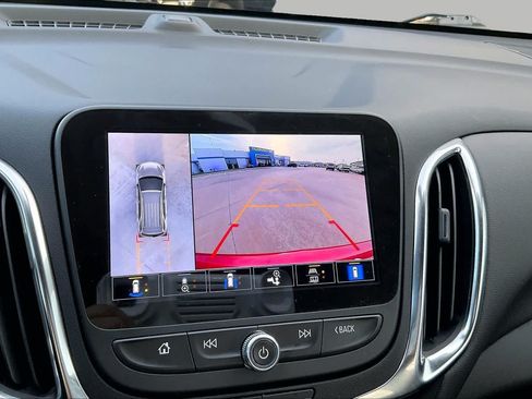 Used 2024 Chevrolet Equinox LT FWD image 26
