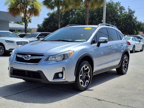 Used 2017 Subaru Crosstrek 2.0i Limited w/ Popular Package #1 AWD/4WD image 3