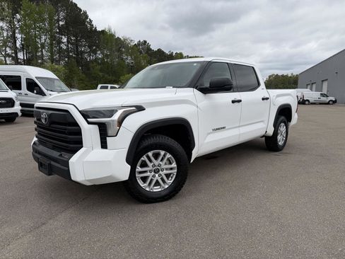 Used 2023 Toyota Tundra SR5 image 1