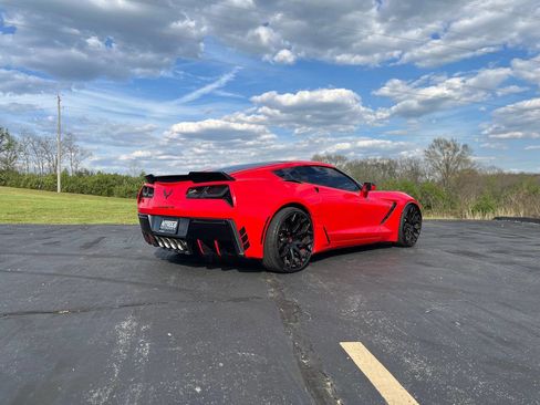 Used 2014 Chevrolet Corvette Stingray Coupe w/ 2LT Preferred Equipment Group image 14