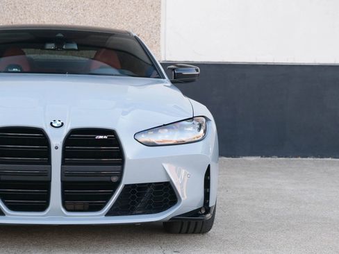 Used 2021 BMW M4 Coupe w/ Executive Package image 3