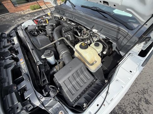 Used 2016 Ford F250 XL w/ XL Appearance Package image 15