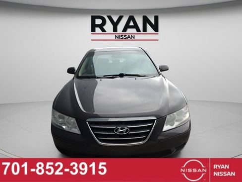 Used 2009 Hyundai Sonata GLS w/ Popular Equipment Pkg 2 FWD image 8