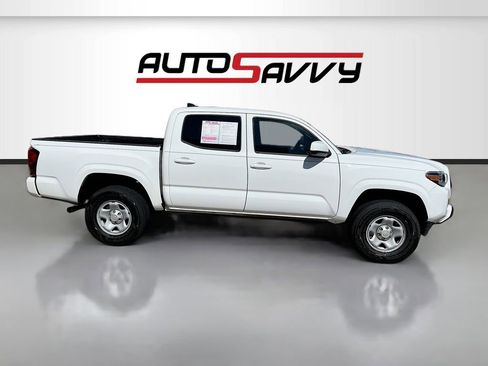 Used 2023 Toyota Tacoma SR AWD/4WD image 8