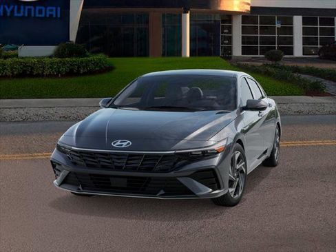 New 2026 Hyundai Elantra Limited FWD image 6