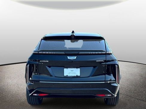 Certified 2024 Cadillac Lyriq Luxury AWD/4WD image 3