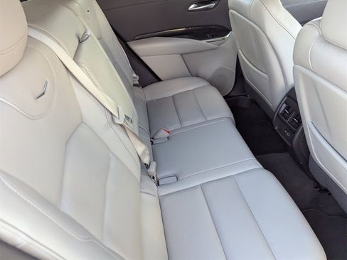 Used 2023 Cadillac XT4 Premium Luxury image 15