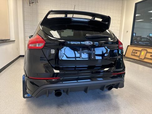 Used 2016 Ford Focus RS image 45