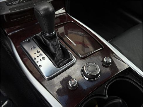 Used 2013 INFINITI M37 w/ Premium Pkg image 16