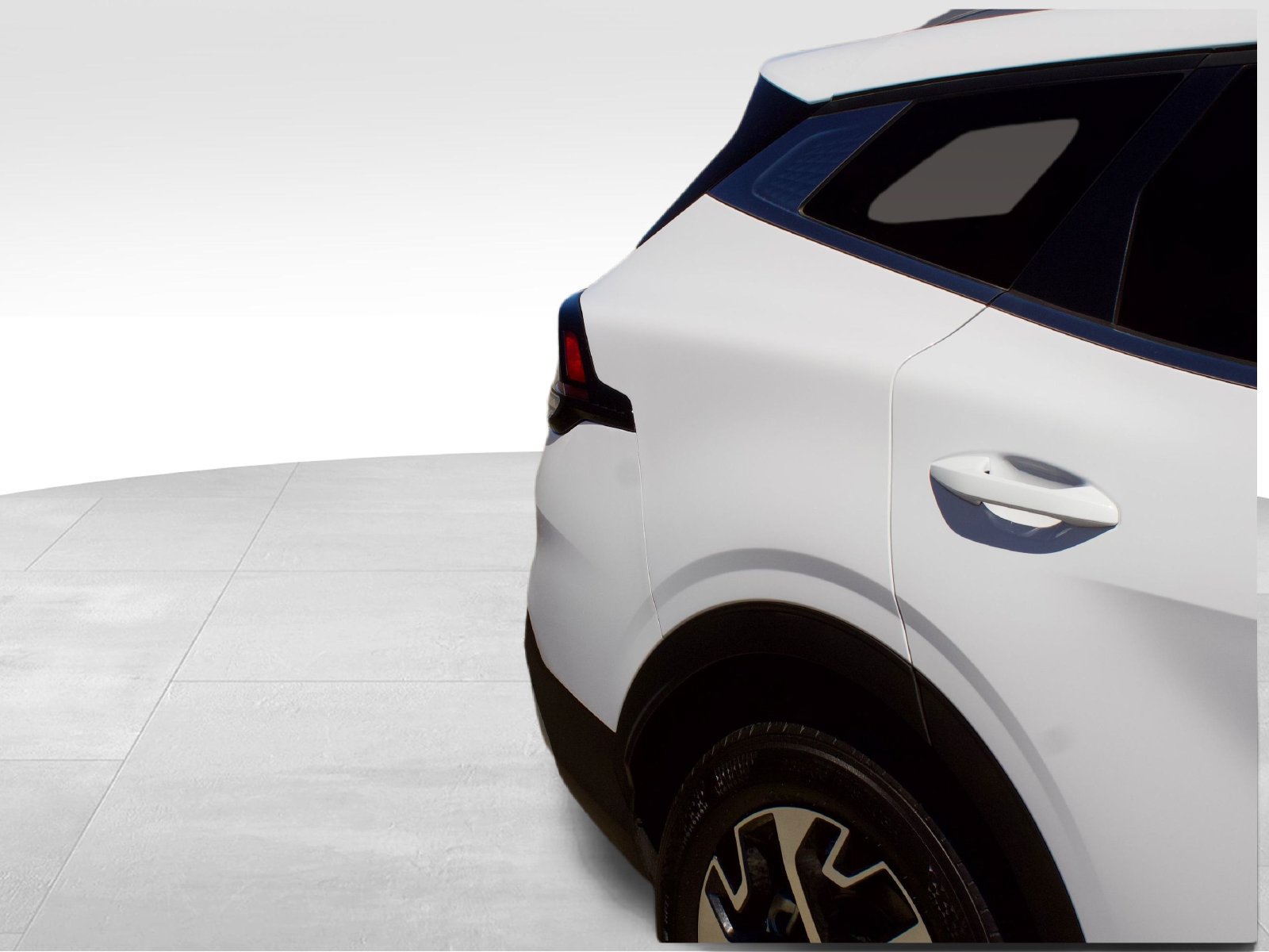 Used 2024 Kia Sportage EX AWD/4WD image 14