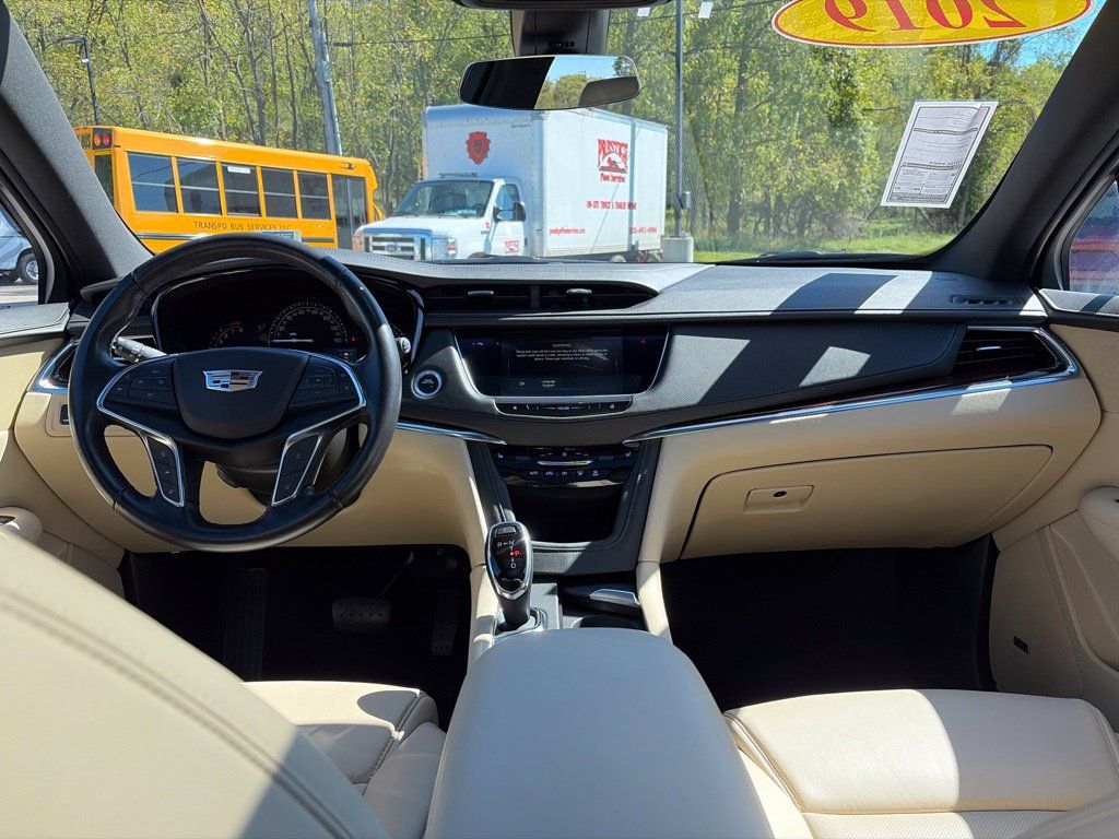 Used 2019 Cadillac XT5 Luxury AWD/4WD image 21