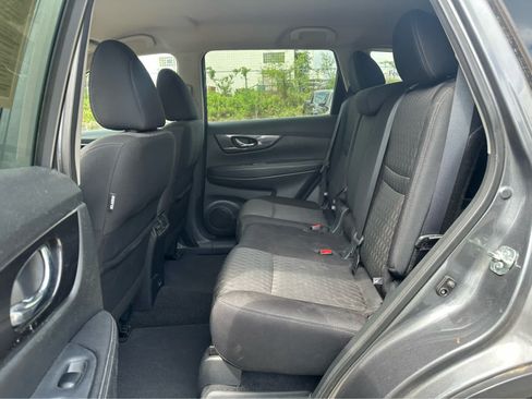 Used 2019 Nissan Rogue S w/ Special Edition Package AWD/4WD image 21