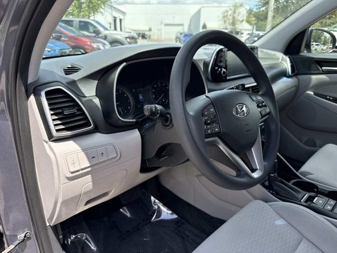 Used 2021 Hyundai Tucson SE FWD image 22