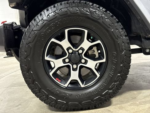 Used 2021 Jeep Wrangler Unlimited Rubicon AWD/4WD image 27