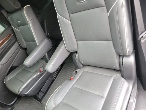 Used 2023 Cadillac Escalade Premium Luxury AWD/4WD image 47