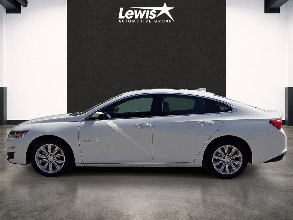 Used 2024 Chevrolet Malibu LT FWD image 2