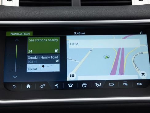 Used 2017 Land Rover Range Rover Evoque SE image 31