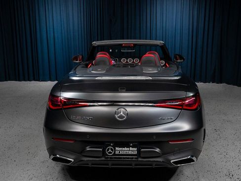 Used 2025 Mercedes-Benz CLE 450 4MATIC Cabriolet image 11
